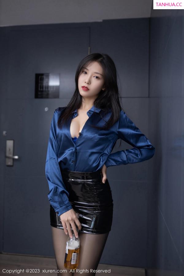 陈若依 抖娘利世 [XiuRen]高清写真图 2023.03.01 No.6345 利世 短裙美腿第11张图片